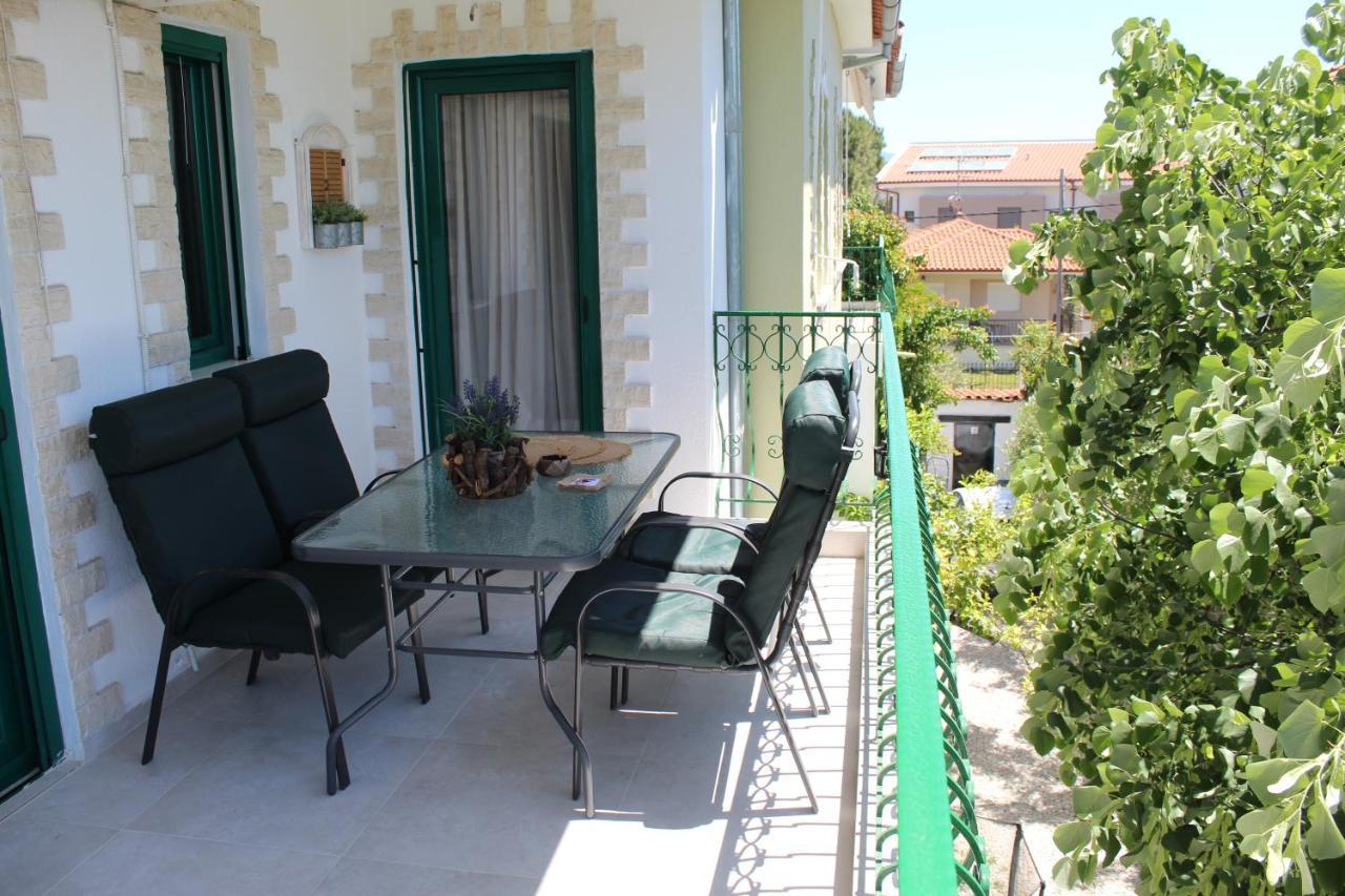 ניקיטי Azure Bliss Suites מראה חיצוני תמונה